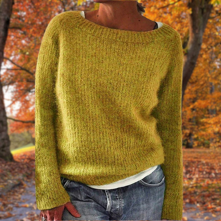 Women's Relaxed Merino Wool Sweater with Long Sleeves and Round Neckline