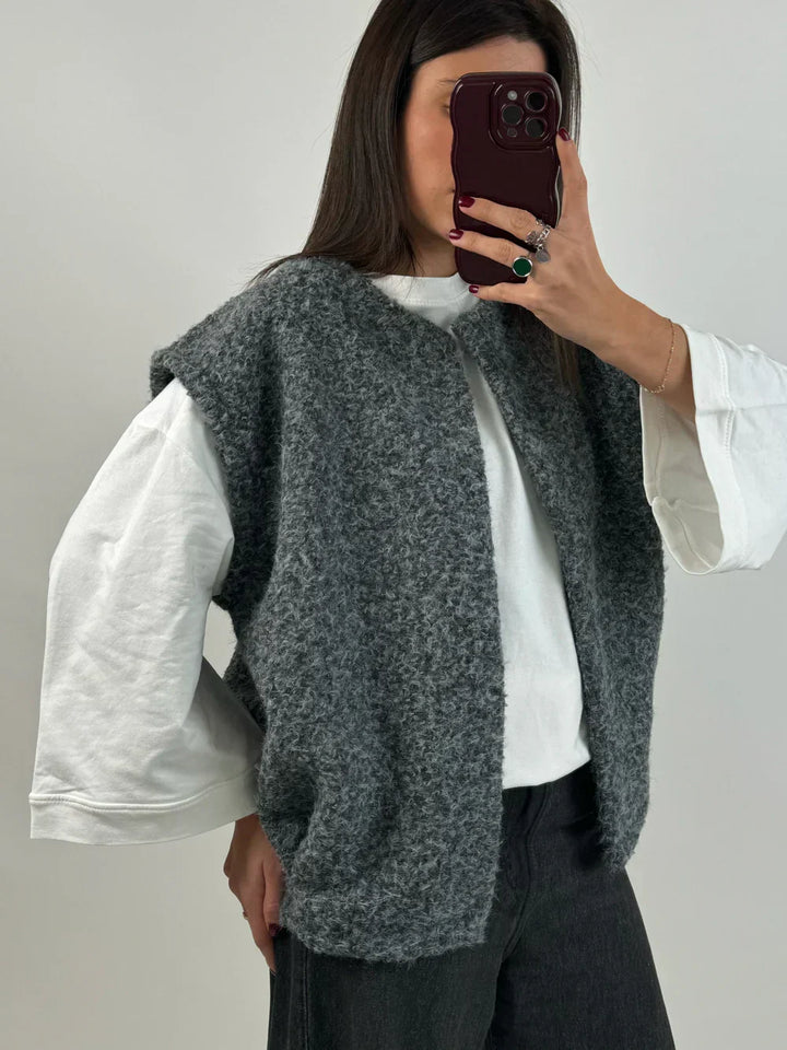 Women's Pretty Oversized Knit Vest