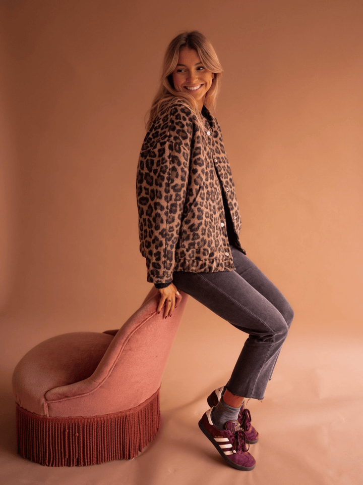 Women's Flattering Leopard Print Teddy Fleece Jacket