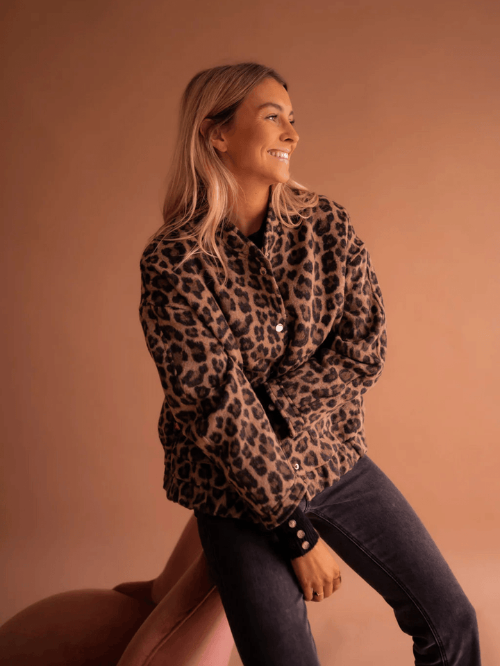 Women's Flattering Leopard Print Teddy Fleece Jacket